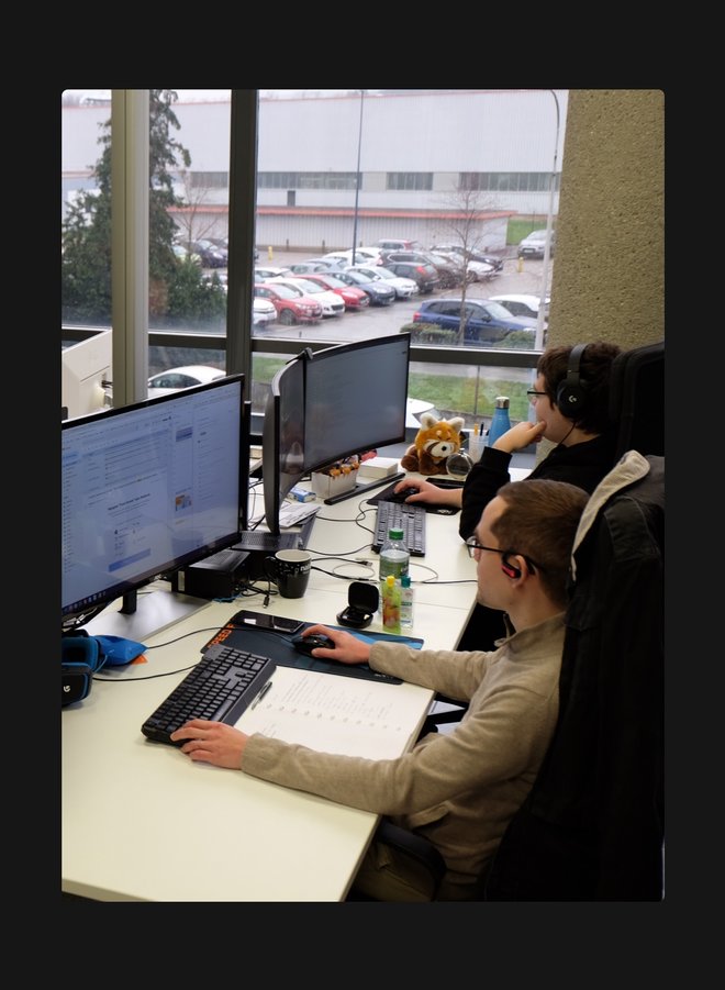 img-experts-ecommerce-nateev